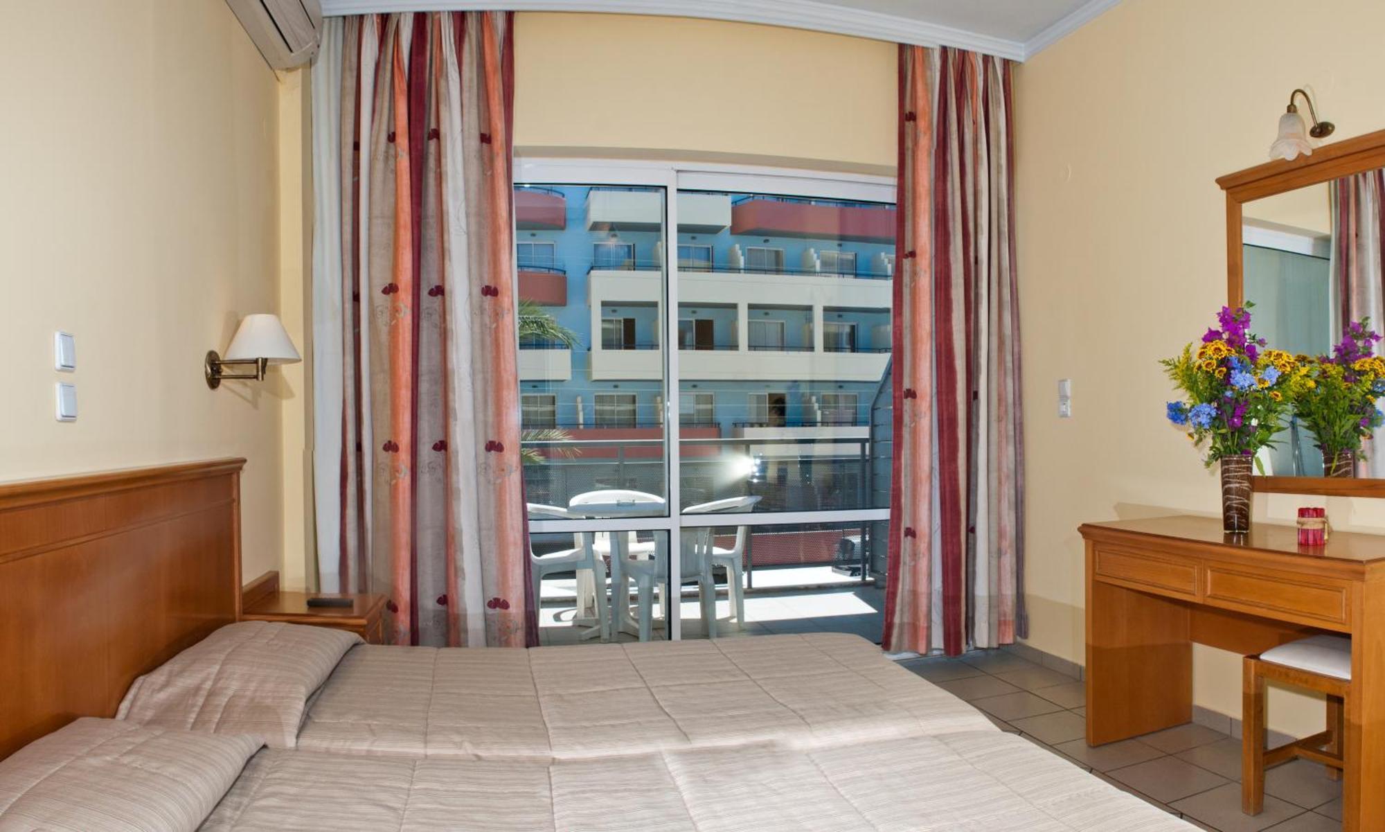 Kleoniki Mare Aparthotel Rethymno  Ruang foto